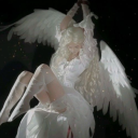 Icône du serveur 𝐏𝐫𝐞𝐭𝐭𝐲 𝐀𝐧𝐠𝐞𝐥ⁿᵘᵈᵉˢ ౨ৎ